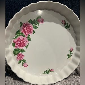 Vintage Christineholm Scalloped Pink Roses Quiche Dish‎ , Tart Pan, Pie Dish